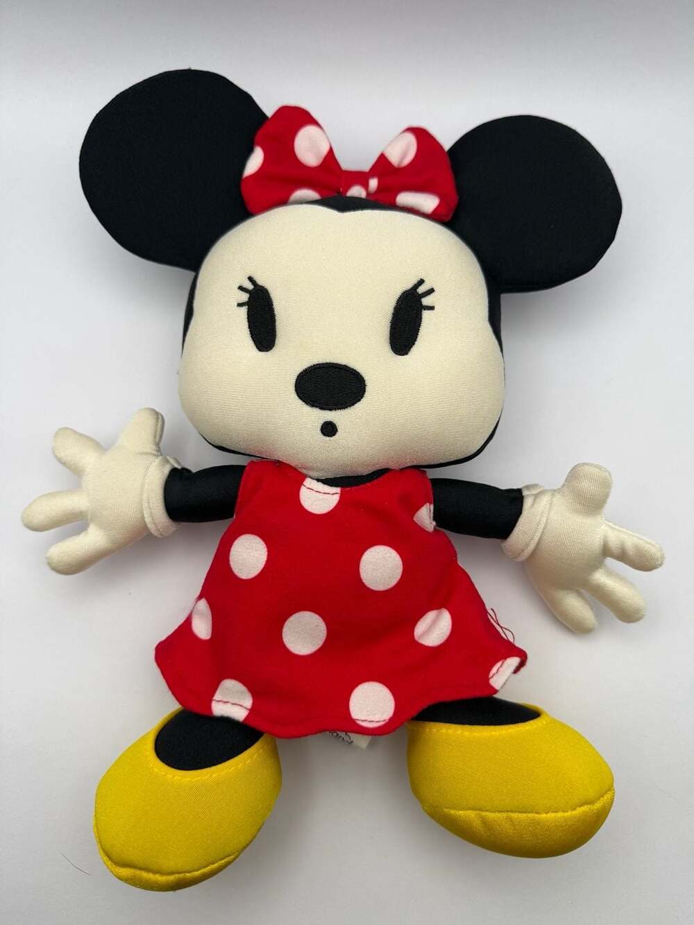 Disneyland Resort Minnie Mouse 10” Plush Toy
